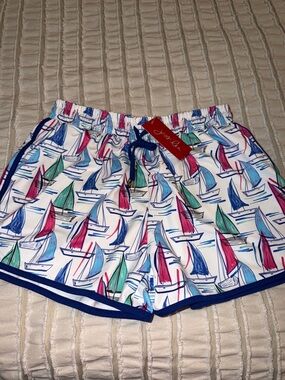 Sailboat Print Athletic Shorts - Multicolor